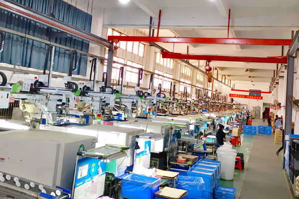 injection presses to produce precision components